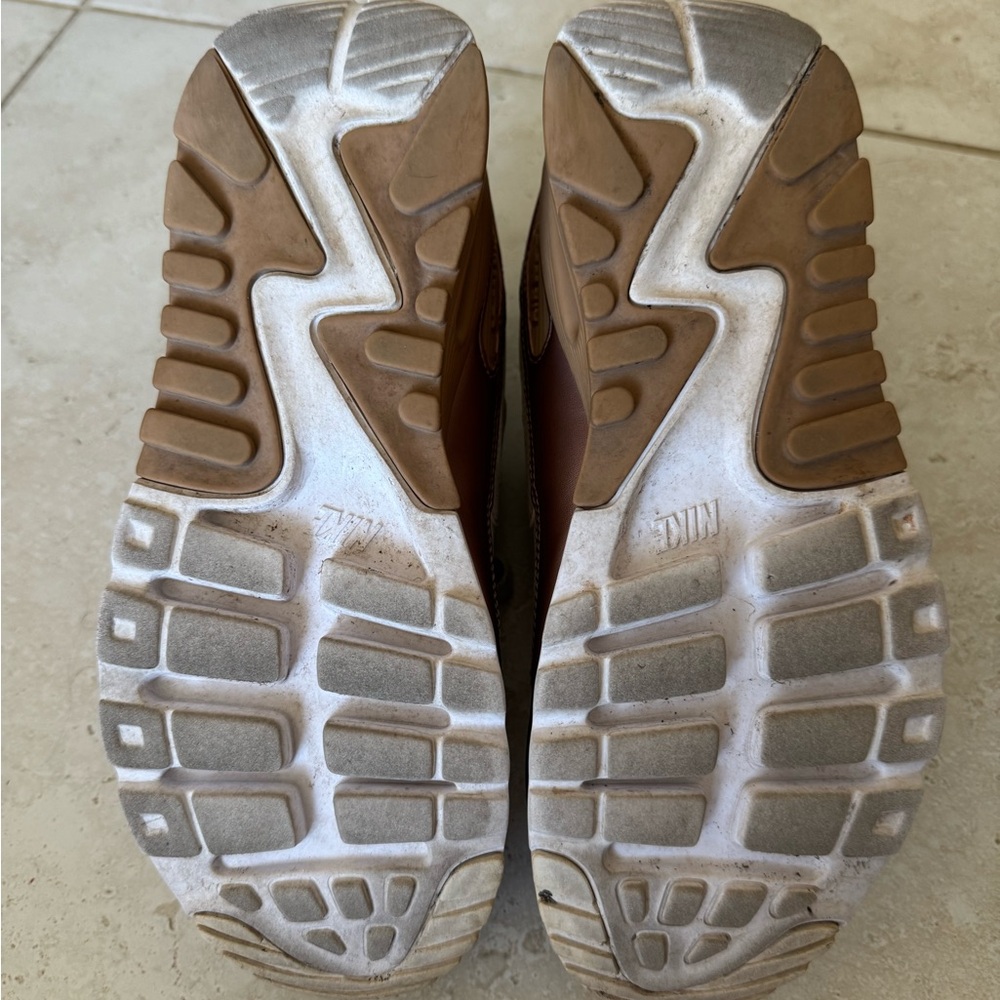 Nike Air Max Women's Sneakers - Cream and Rose Gold - Picture 8 of 8